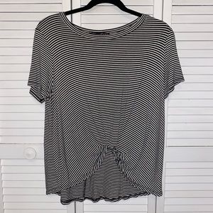 Flawless short sleeved striped top with twist